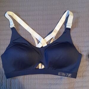 Incredible lightweight sports bra